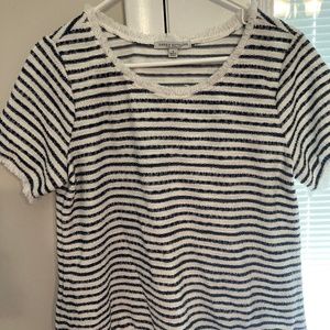 New and never worn shirt